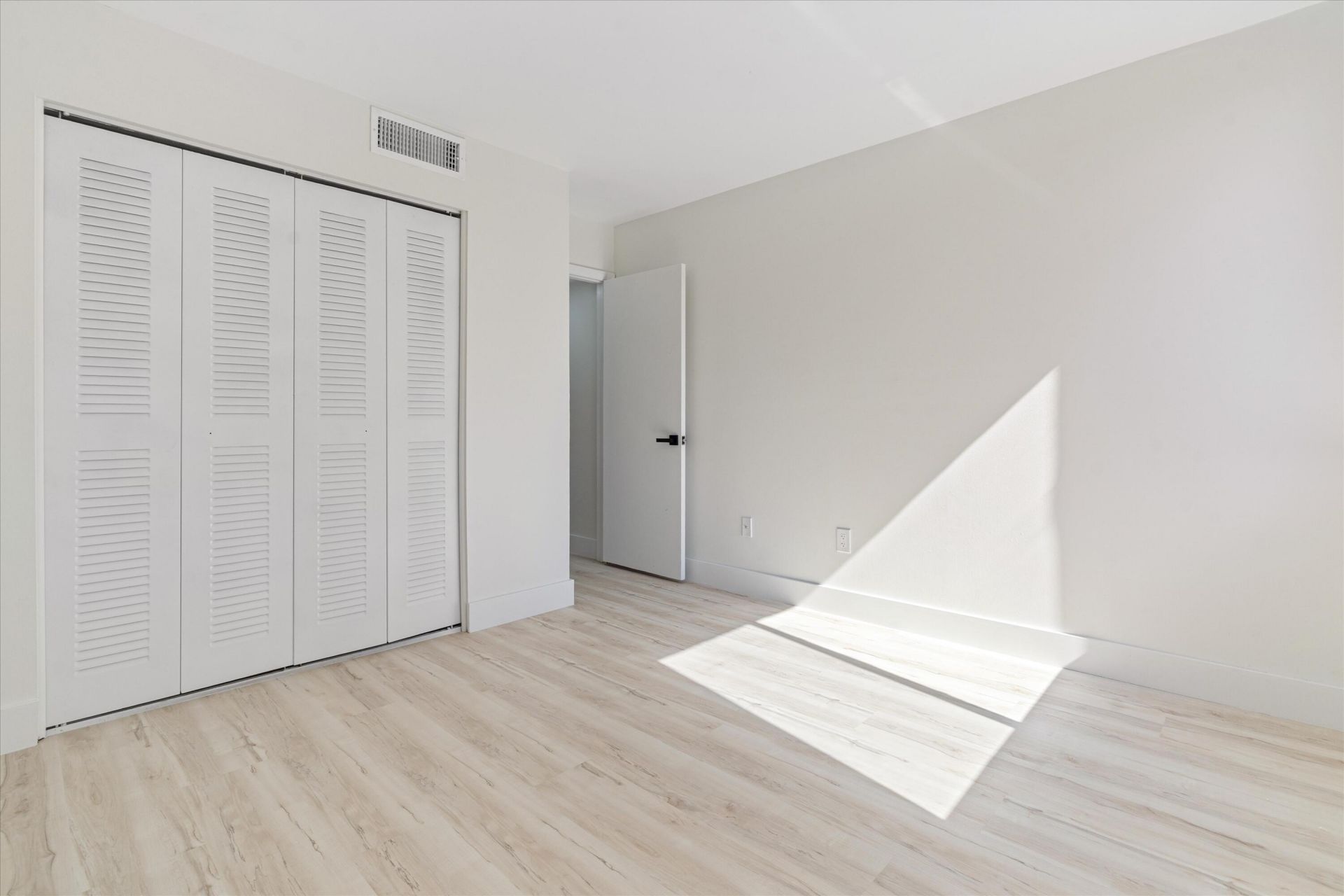 755 Dotterel Road, Unit 1307, Delray Beach, FL 33444 Photo