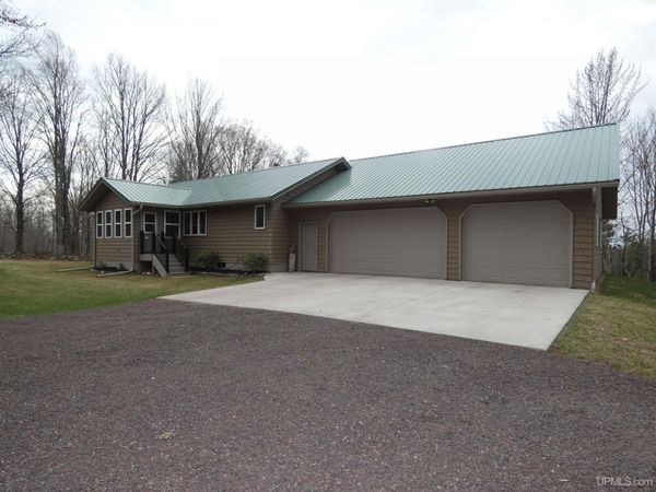 15659 SHIVELY Road, Stannard Twp, MI 49912