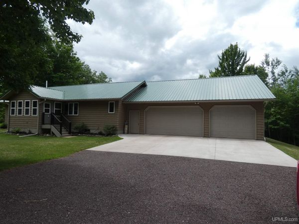 15659 SHIVELY Road, Stannard Twp, MI 49912