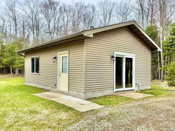 6613 East Stonington AA.5 Road, Bay De Noc Twp, MI 49878