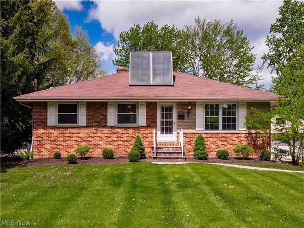 27316 Hollywood Drive , Westlake, OH 44145