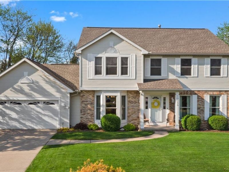10050 Brookside Circle , North Royalton, OH 44133 Photo 1