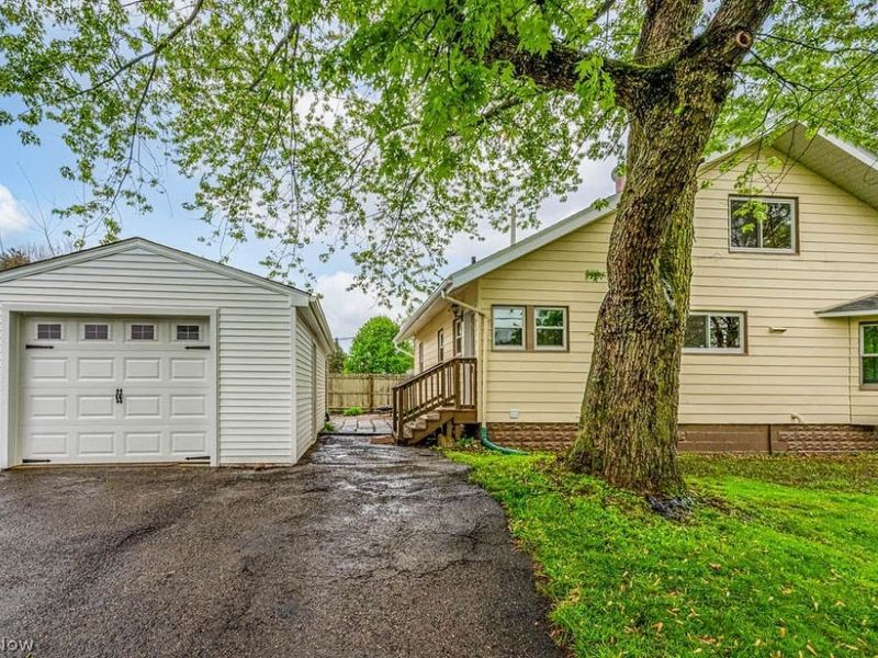 986 N Lincoln Avenue , Salem, OH 44460 Photo 2