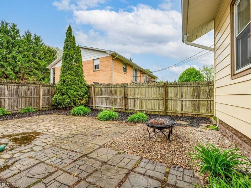 986 N Lincoln Avenue , Salem, OH 44460 Photo 3