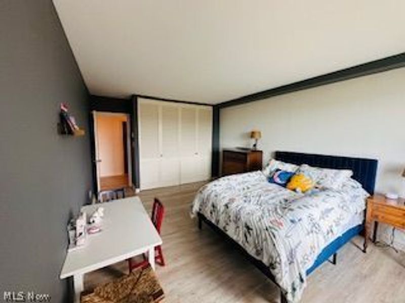 , Unit 805, Bratenahl, OH 44108 Photo 11