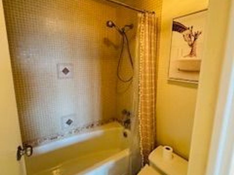 , Unit 805, Bratenahl, OH 44108 Photo 14