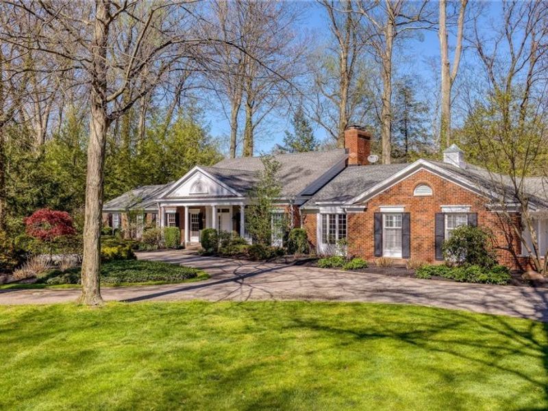 9675 Rollin Road, Waite Hill, OH 44094 Photo 2