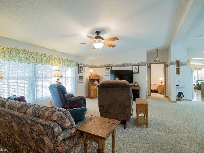 681 Woodlawn Road, Chardon, OH 44024 Photo 11