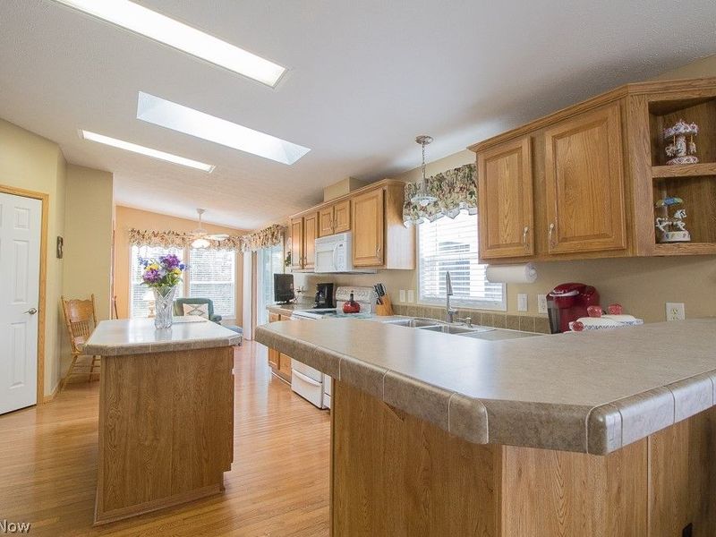 681 Woodlawn Road, Chardon, OH 44024 Photo 16