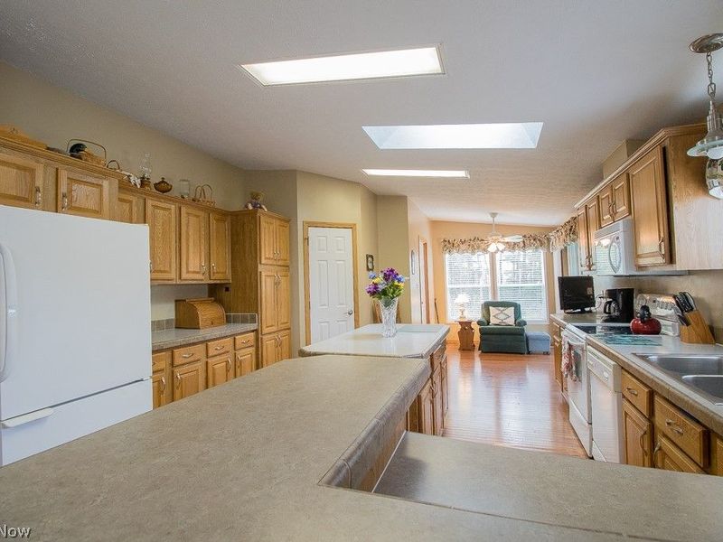 681 Woodlawn Road, Chardon, OH 44024 Photo 17