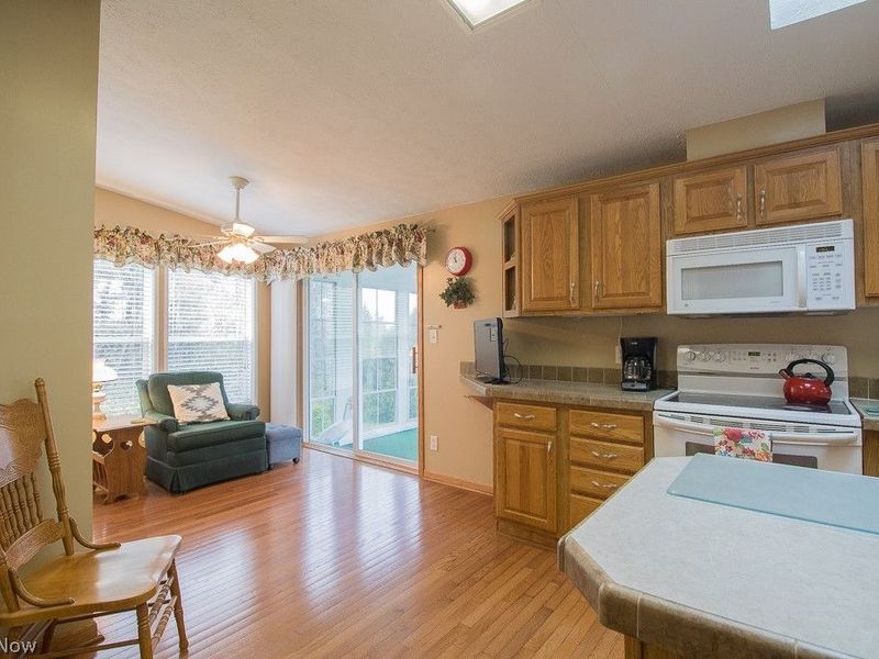 681 Woodlawn Road, Chardon, OH 44024 Photo 21