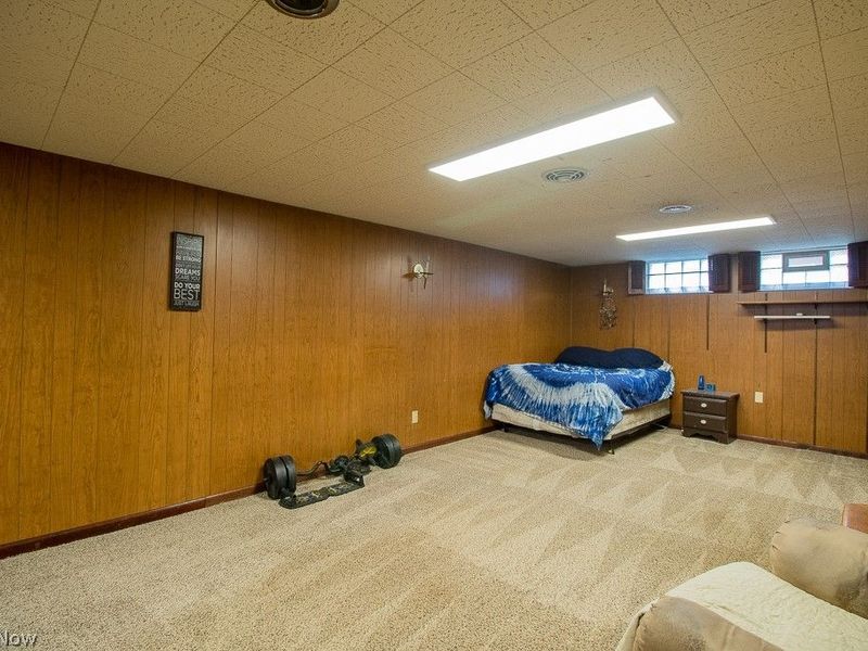 668 E 315th Street, Willowick, OH 44095 Photo 18