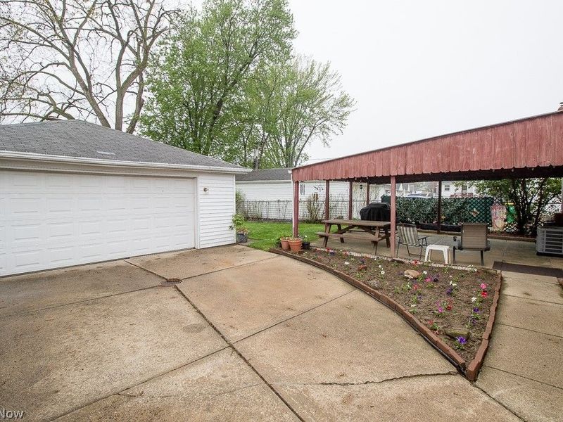 668 E 315th Street, Willowick, OH 44095 Photo 27