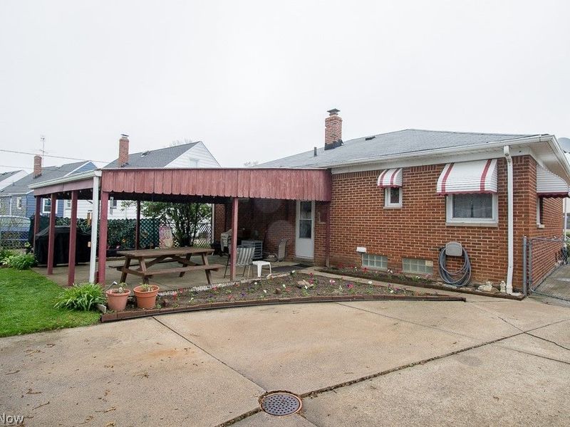 668 E 315th Street, Willowick, OH 44095 Photo 28