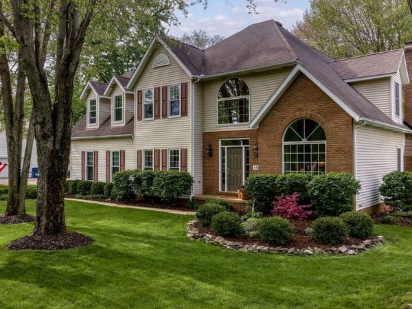 6009 Nicholson Drive , Hudson, OH 44236
