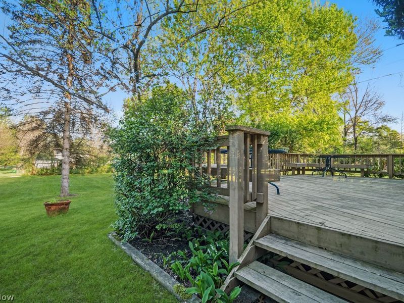 8337 Vera Drive , Brecksville, OH 44141 Photo 32