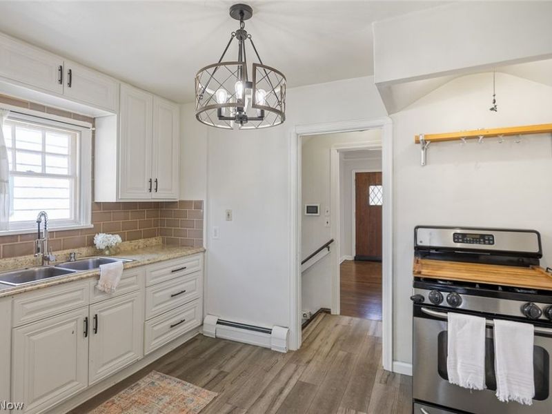 1016 Pembrook Road , Cleveland Heights, OH 44121 Photo 12