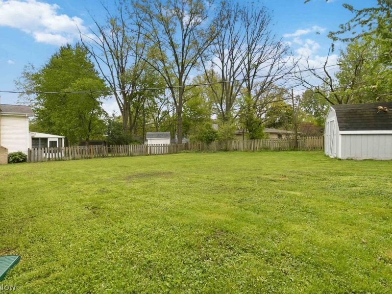 26797 Redwood Drive, Olmsted Falls, OH 44138 Photo 34