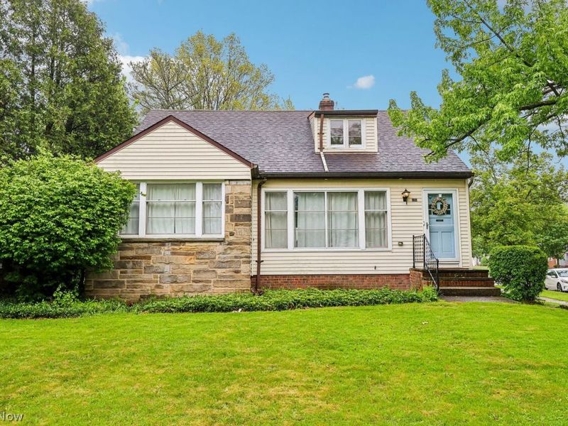 4318 Bluestone Road , Cleveland, OH 44121 Photo 2