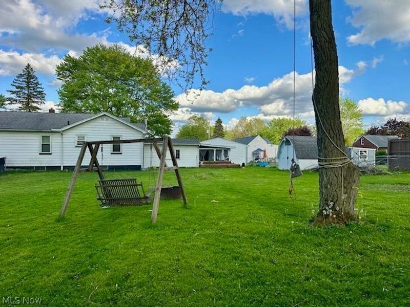 208 W Marshall Road , Mc Donald, OH 44437 Photo 6
