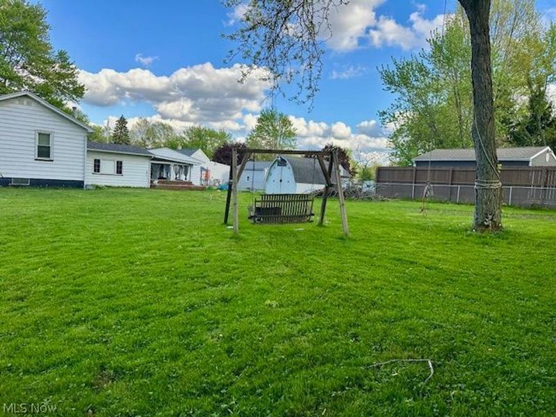 208 W Marshall Road , Mc Donald, OH 44437 Photo 8