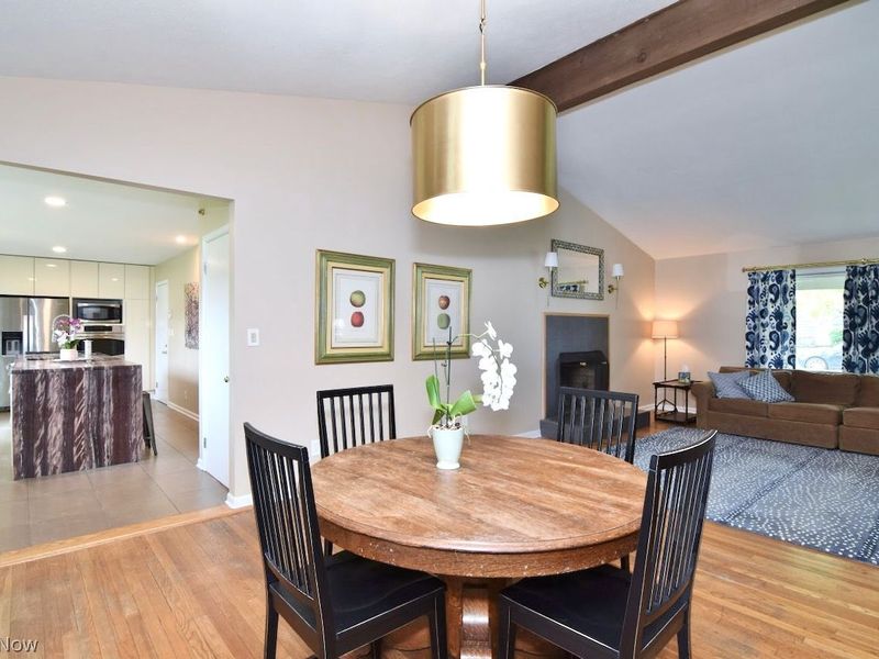 5331 Chickadee Lane , Lyndhurst, OH 44124 Photo 7