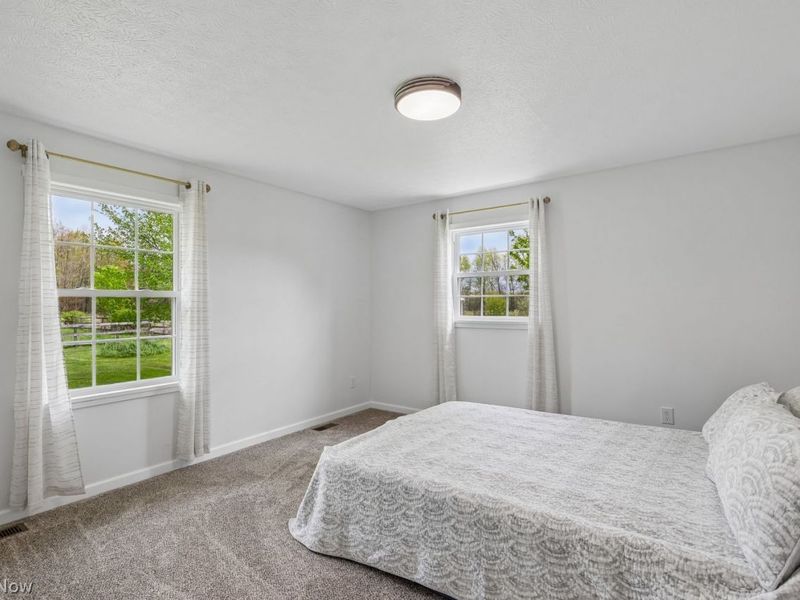 8965 Corbett Road , Diamond, OH 44412 Photo 15
