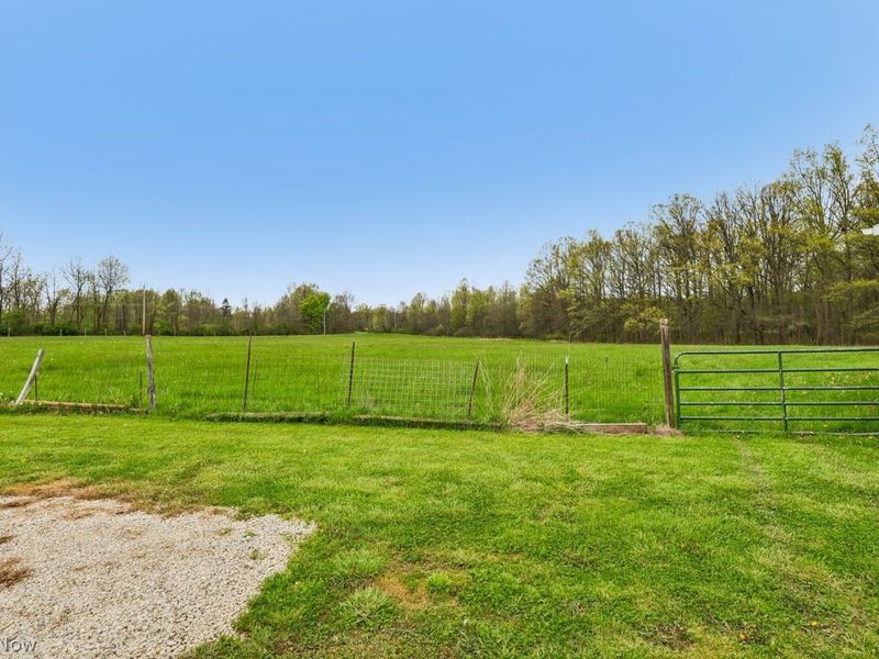 8965 Corbett Road , Diamond, OH 44412 Photo 35