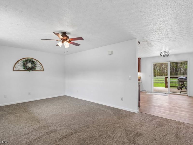 8965 Corbett Road , Diamond, OH 44412 Photo 4