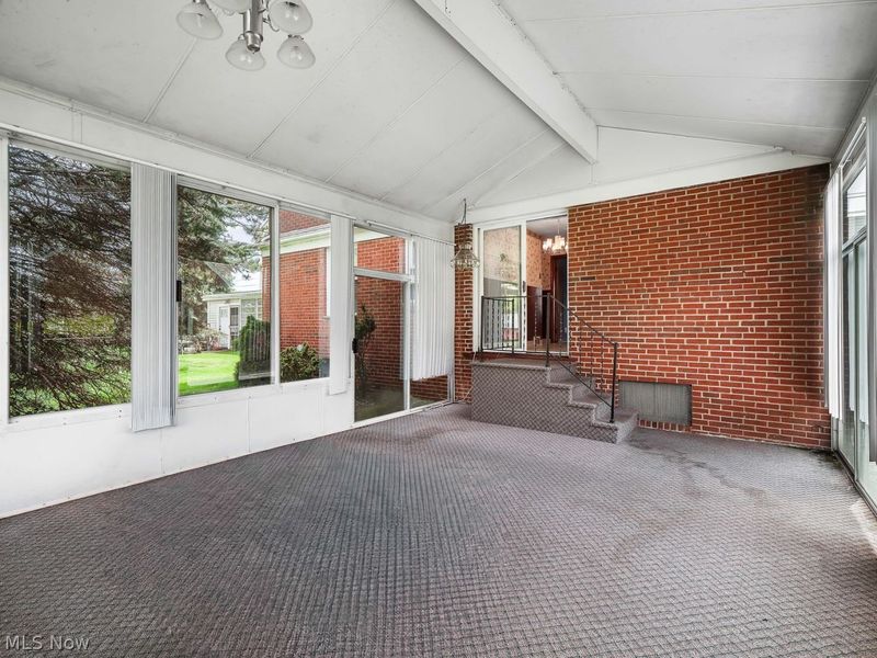 7096 Pearl Road, Middleburg Heights, OH 44130 Photo 13