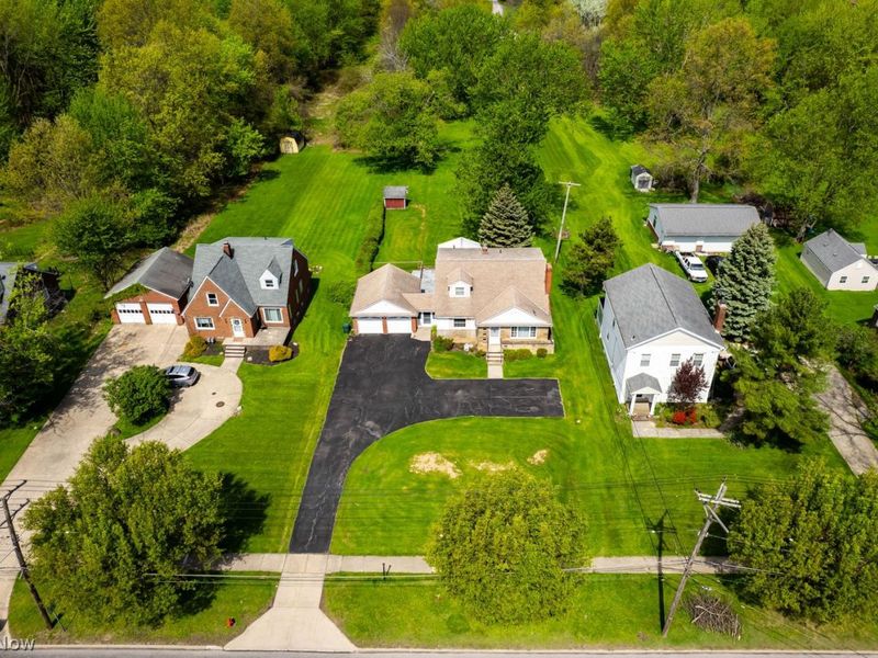 7096 Pearl Road, Middleburg Heights, OH 44130 Photo 3