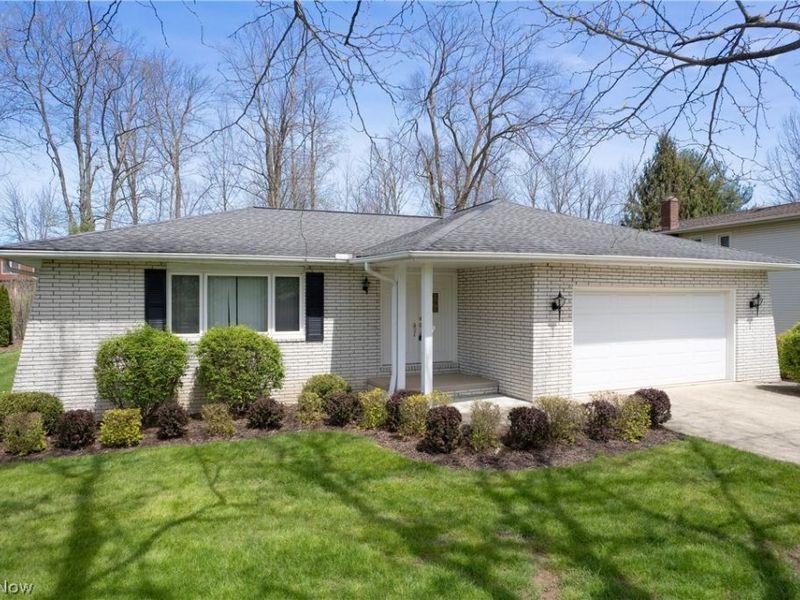 32175 Tracy Lane , Solon, OH 44139 Photo 1