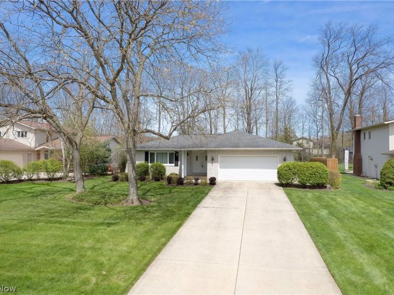 32175 Tracy Lane , Solon, OH 44139 Photo 4