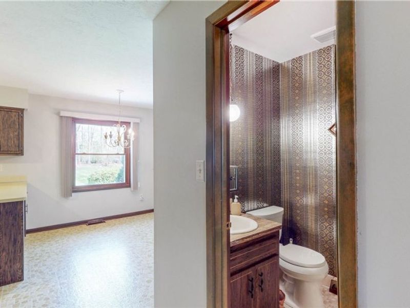 32175 Tracy Lane , Solon, OH 44139 Photo 6