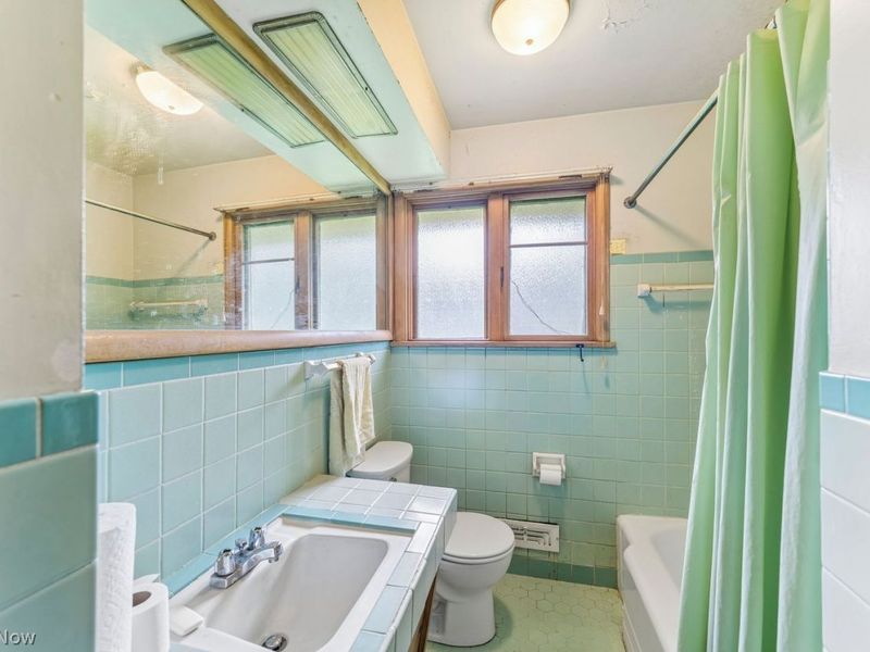 30000 Harvard Road, Orange, OH 44122 Photo 8