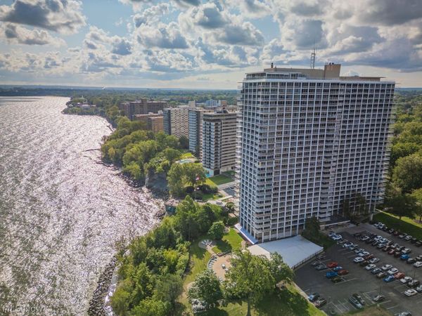 12700 Lake Avenue , Unit 2502, Lakewood, OH 44107