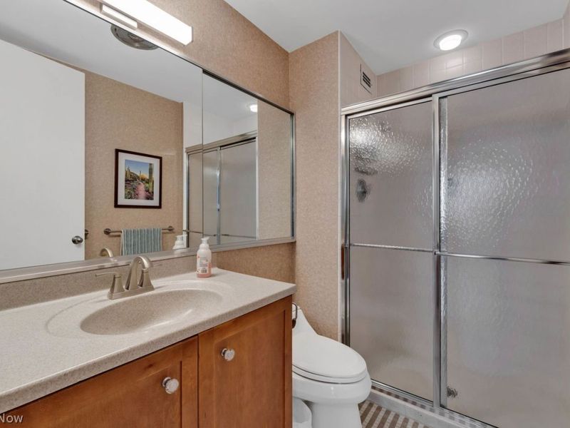 12700 Lake Avenue, Unit 2502, Lakewood, OH 44107 Photo 26
