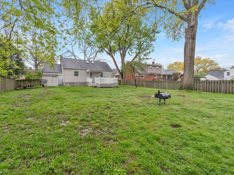 20090 Laverne Avenue, Rocky River, OH 44116 Photo 32