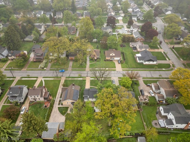 20090 Laverne Avenue, Rocky River, OH 44116 Photo 35