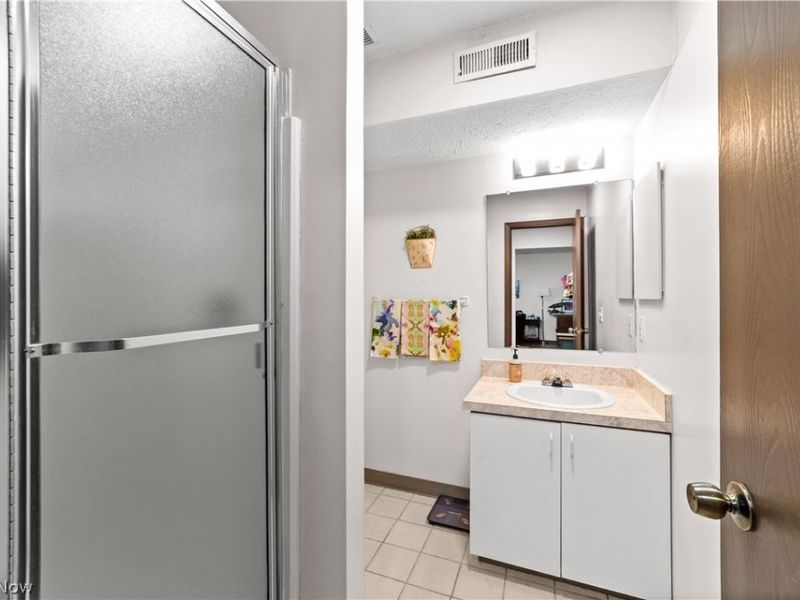 16555 Wren Road, Unit 1F, Chagrin Falls, OH 44023 Photo 16