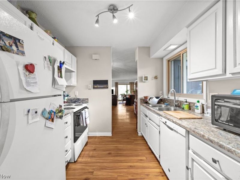16555 Wren Road, Unit 1F, Chagrin Falls, OH 44023 Photo 7