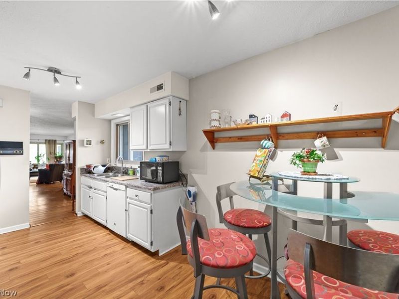 16555 Wren Road, Unit 1F, Chagrin Falls, OH 44023 Photo 9