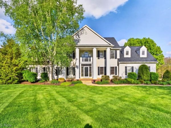 4463 Swan Lake Drive , Copley, OH 44321