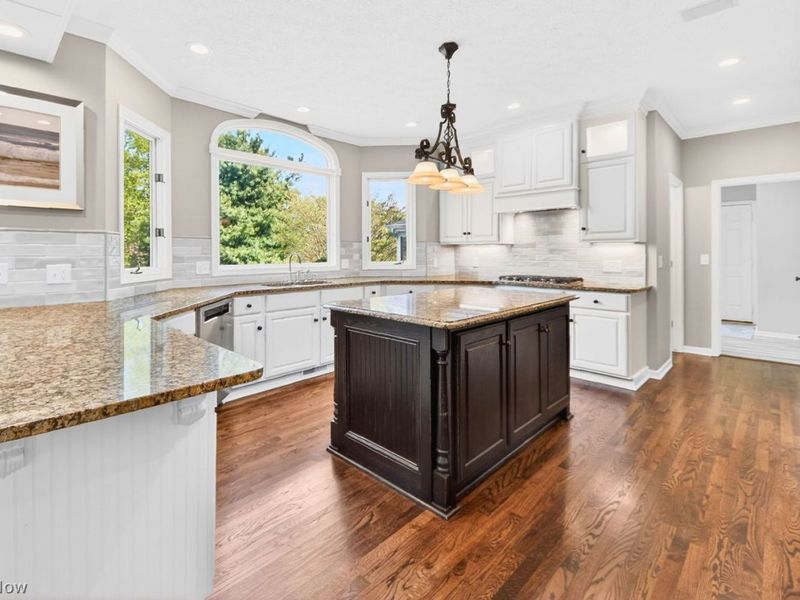 4463 Swan Lake Drive , Copley, OH 44321 Photo 15