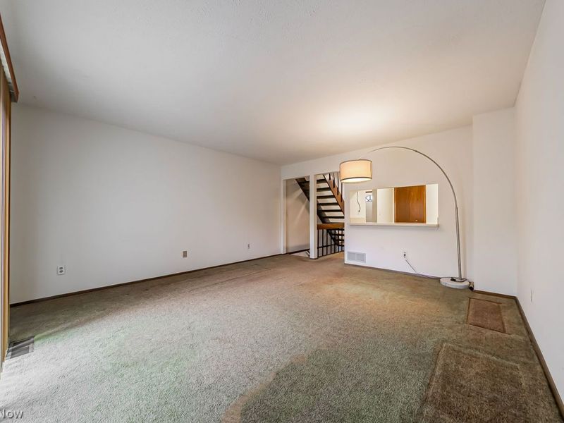 5545 Sunset Bldg A 5 Lane, Unit B, Parma, OH 44134 Photo 3