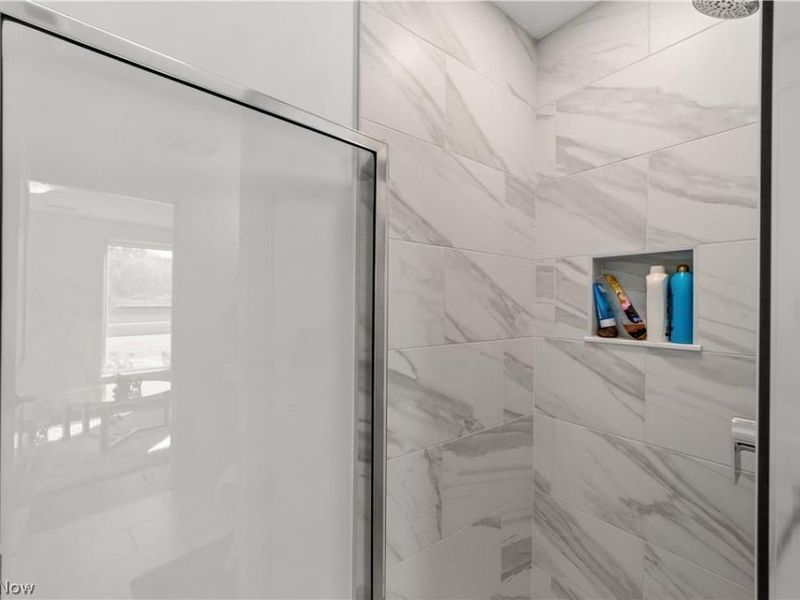 11206 N Park Place, Unit 4, Cleveland, OH 44104 Photo 32
