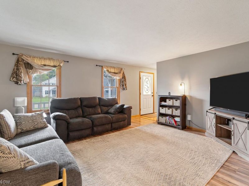 2991 Carlton Street NW, North Canton, OH 44720 Photo 3
