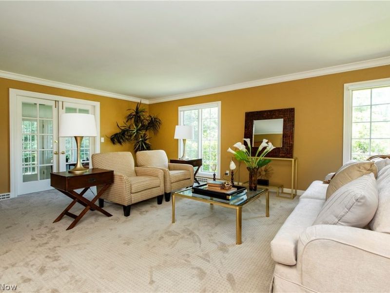 18220 Parkland Drive, Shaker Heights, OH 44122 Photo 3