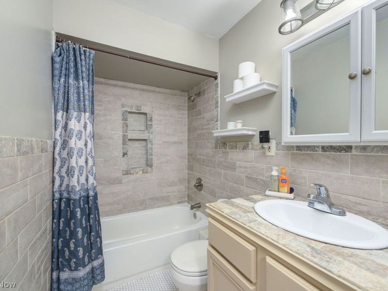 4337 W 189th Street, Cleveland, OH 44135 Photo 20
