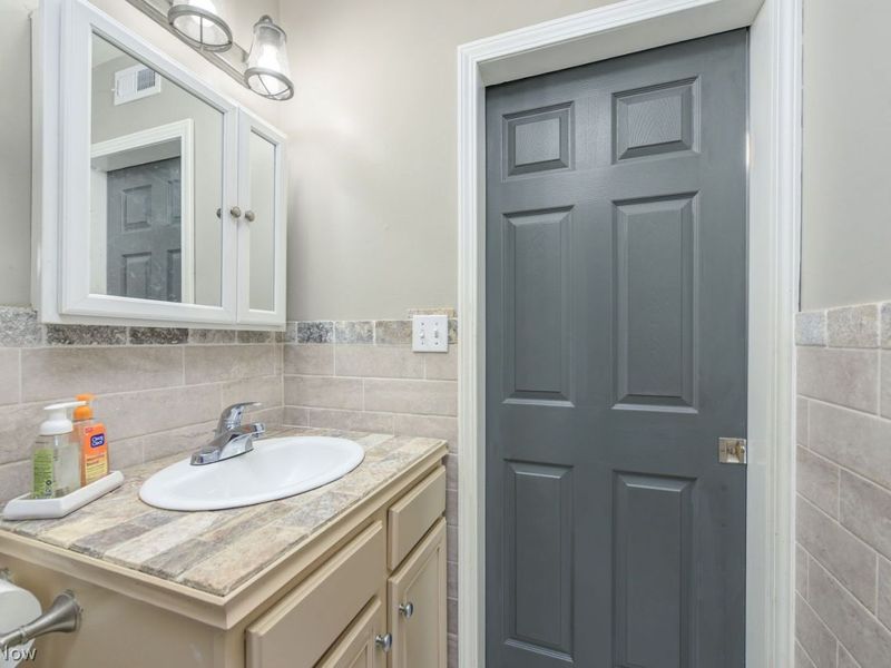 4337 W 189th Street, Cleveland, OH 44135 Photo 21